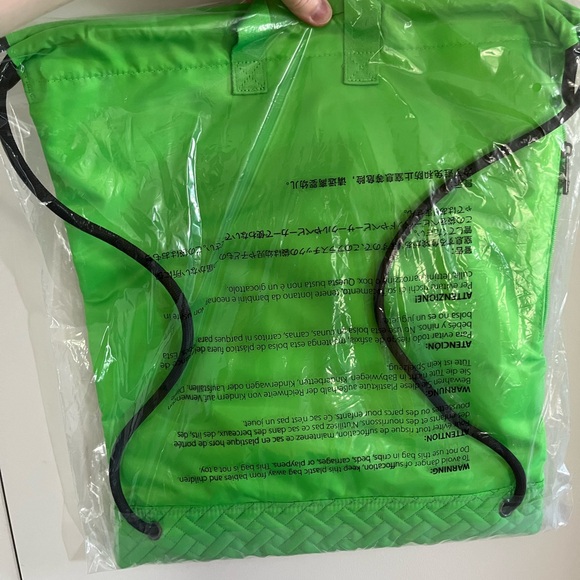 Lug jumping jack drawstring backpack new never opened - Picture 2 of 3